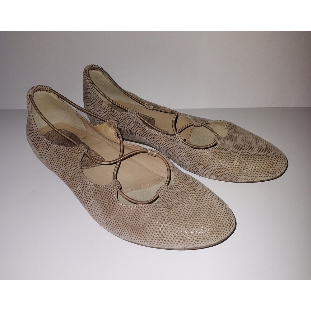 Earthies By Earth Essen Womens Nude Textured Suede Slip On Ballet Flats Size 10B